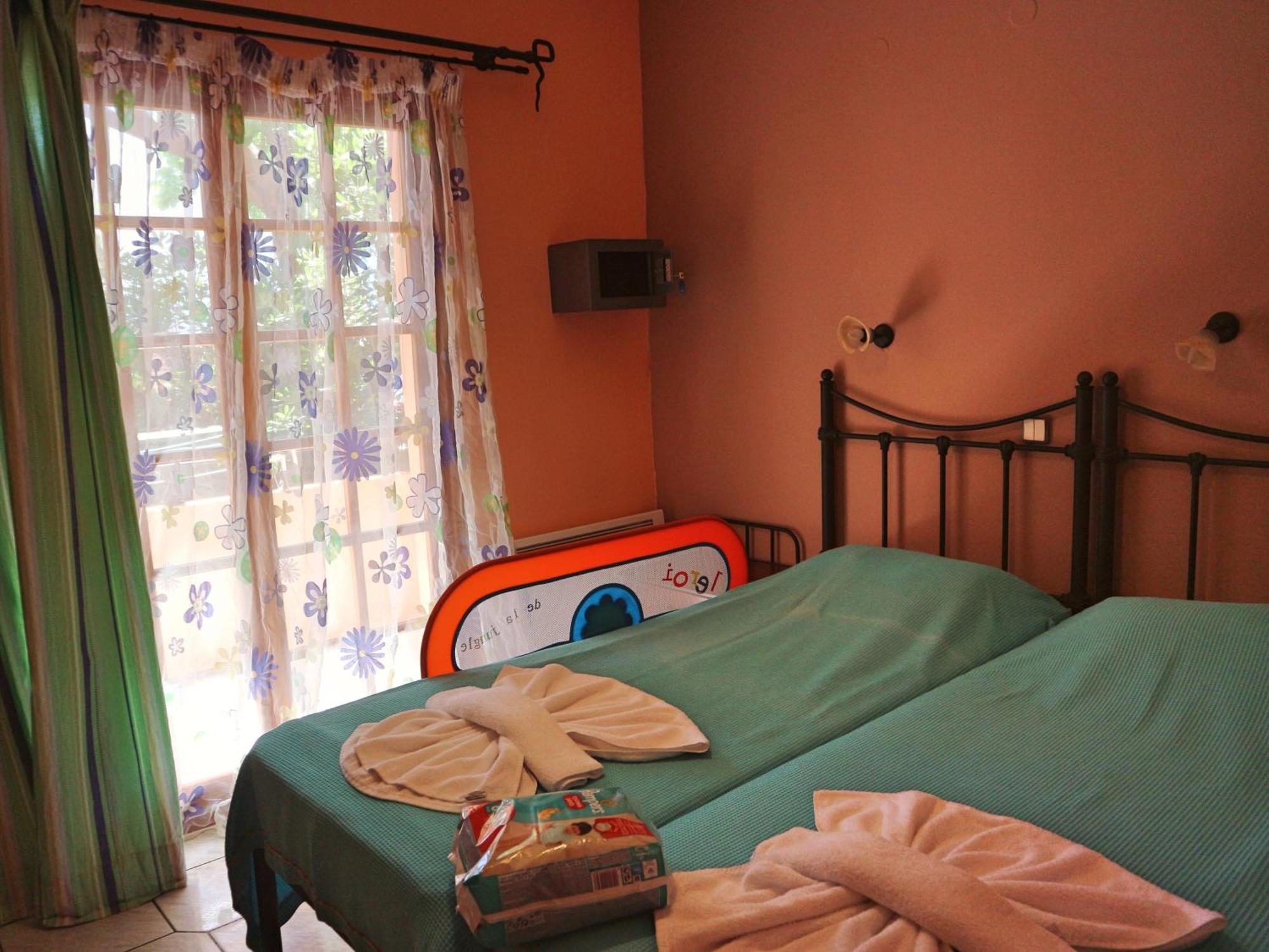 Villa Eleni Seaside Apartments Платаньяс Номер фото