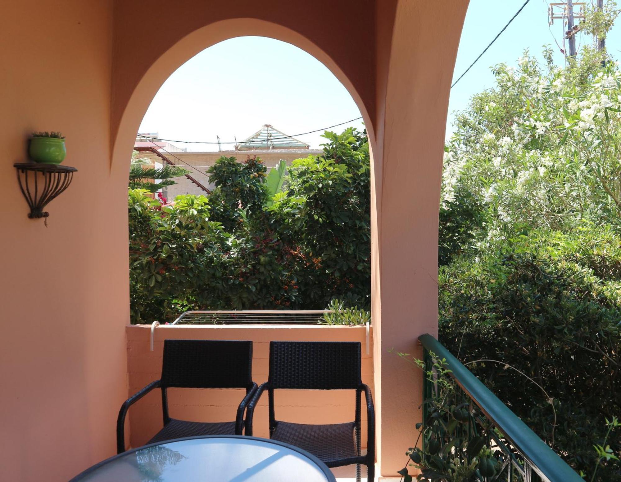 Villa Eleni Seaside Apartments Платаньяс Номер фото
