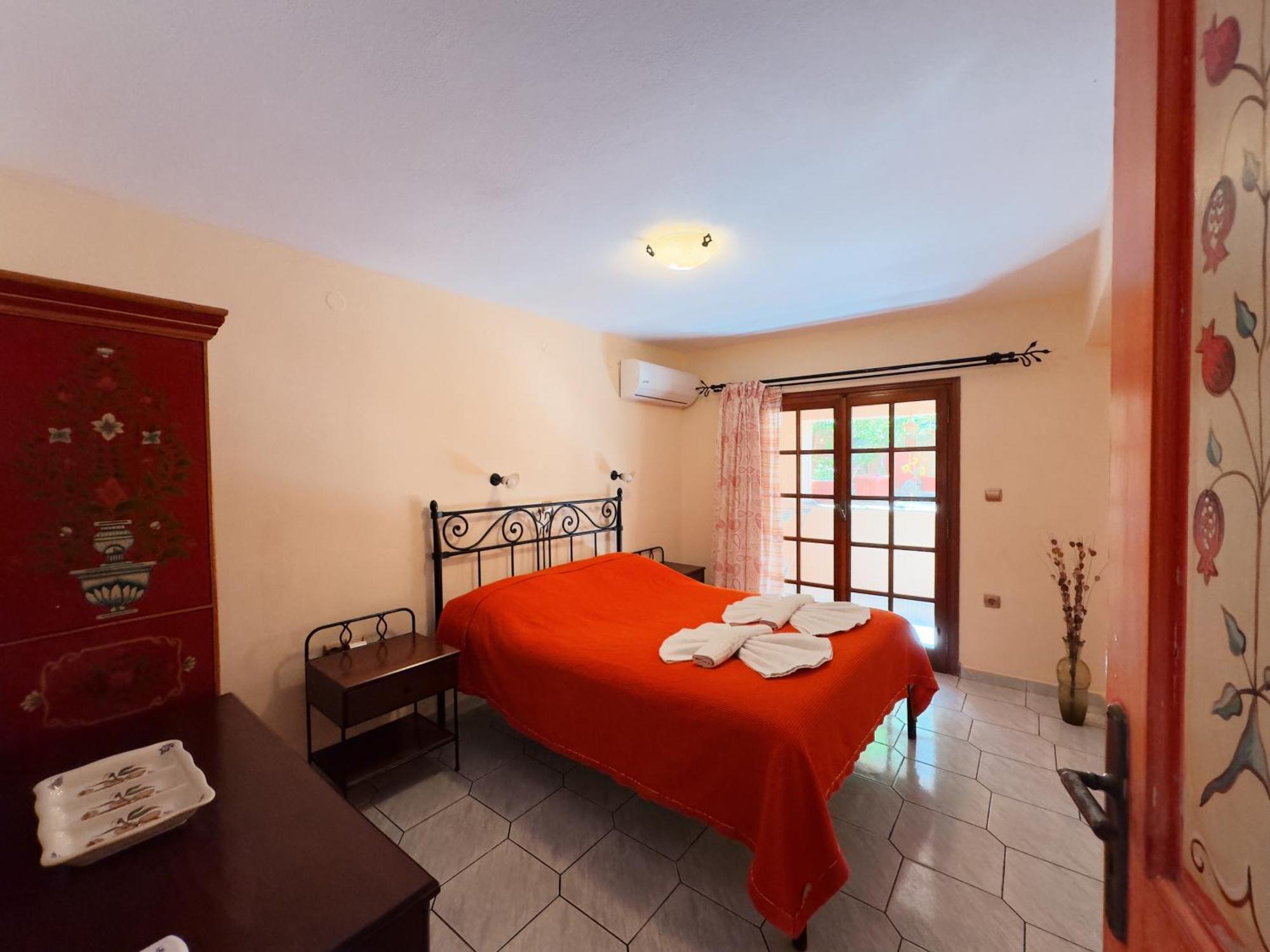Villa Eleni Seaside Apartments Платаньяс Екстер'єр фото