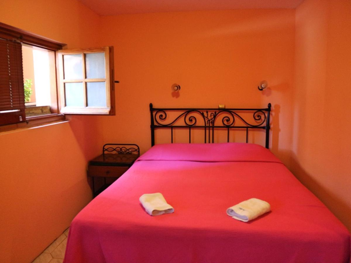 Villa Eleni Seaside Apartments Платаньяс Екстер'єр фото